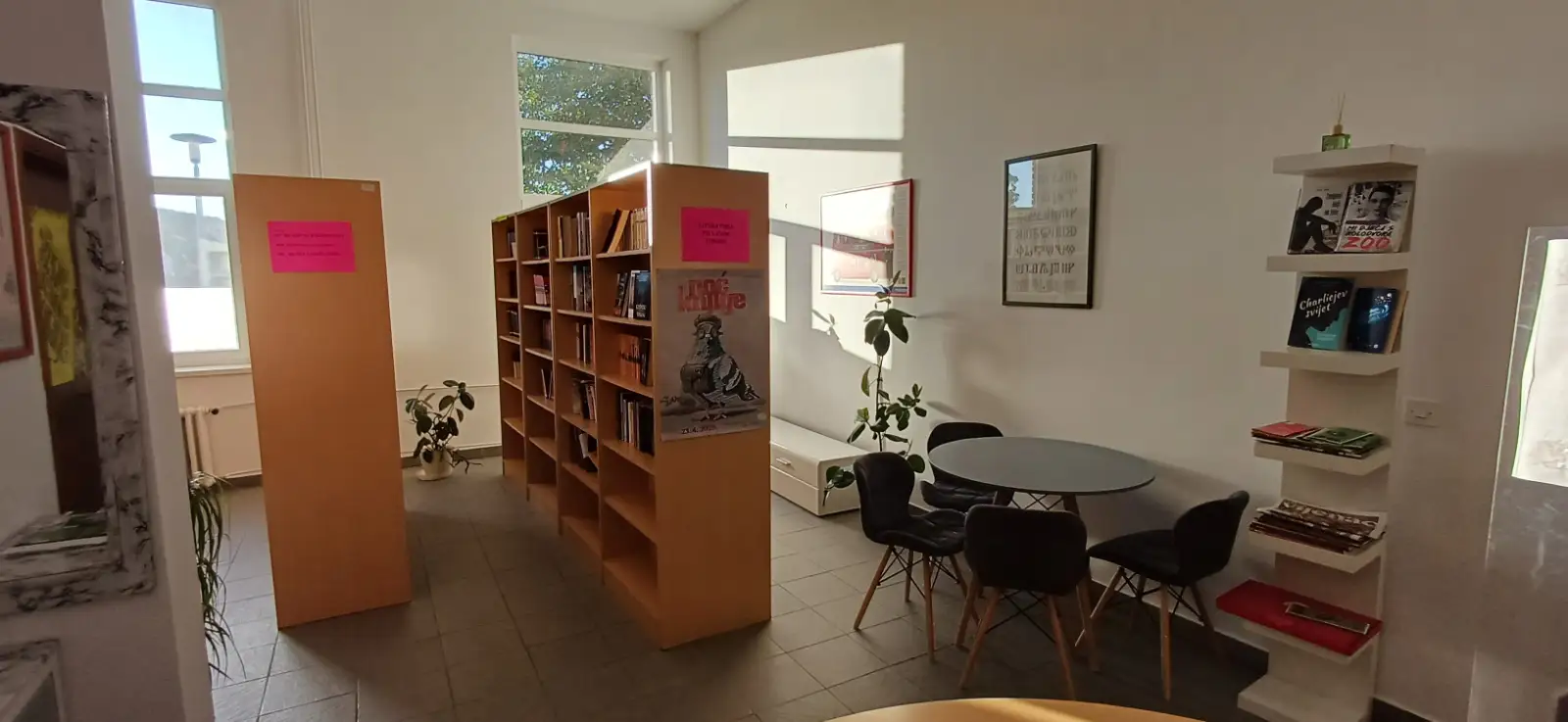 školska knjižnica.webp