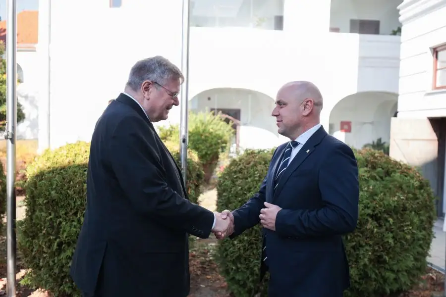 Njemački veleposlanik Pascal Hector u posjetu Vukovarsko-srijemskoj županiji
